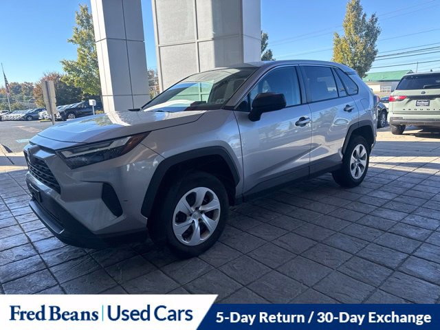 Used 2024 Toyota RAV4 LE AWD/4WD image 26