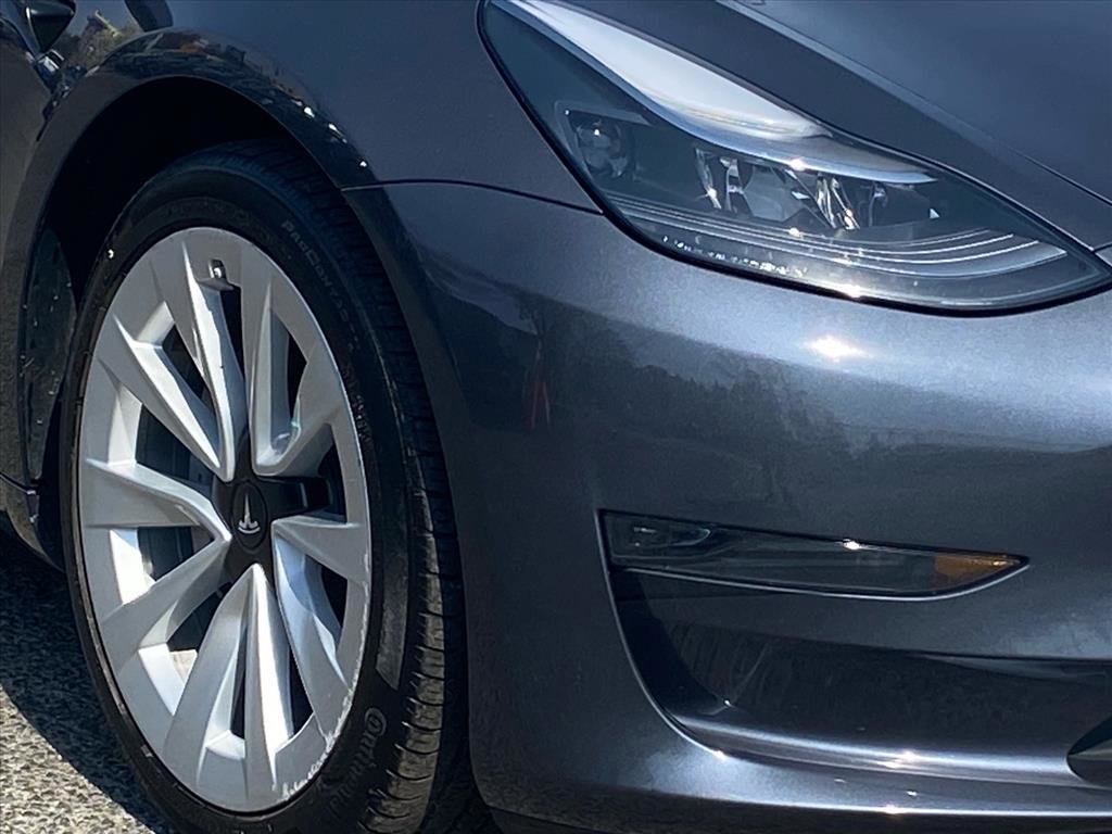 Used 2023 Tesla Model 3 Standard Range image 6