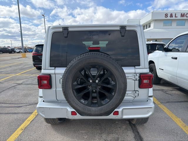 Used 2022 Jeep Wrangler Unlimited Sahara image 9