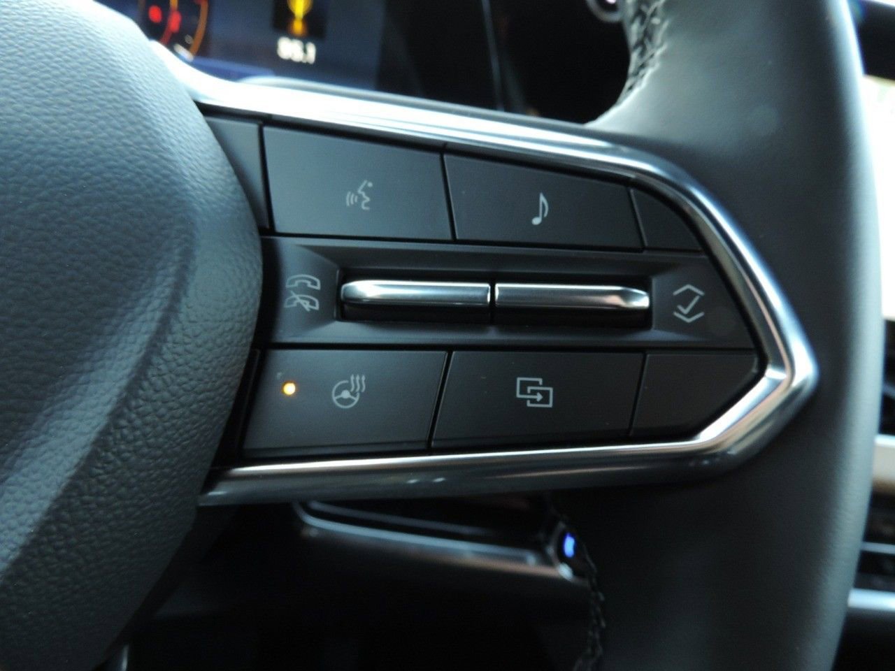 Used 2026 Chevrolet Equinox ACTIV image 28