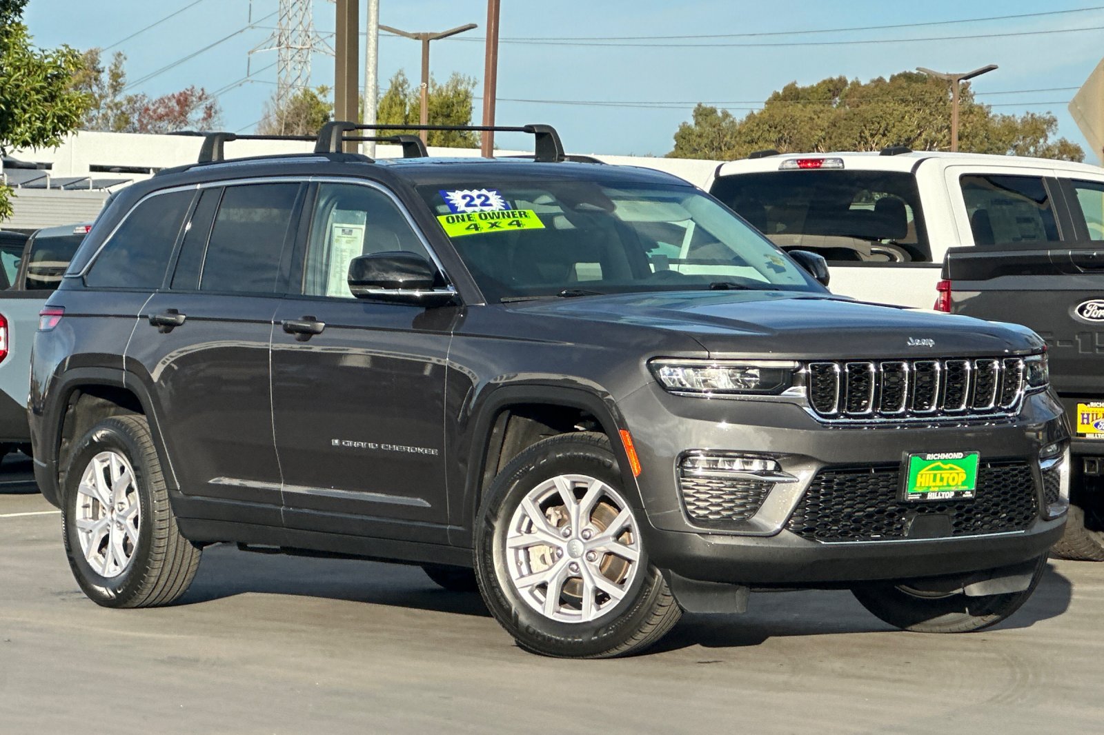 Used 2022 Jeep Grand Cherokee Limited AWD/4WD image 2