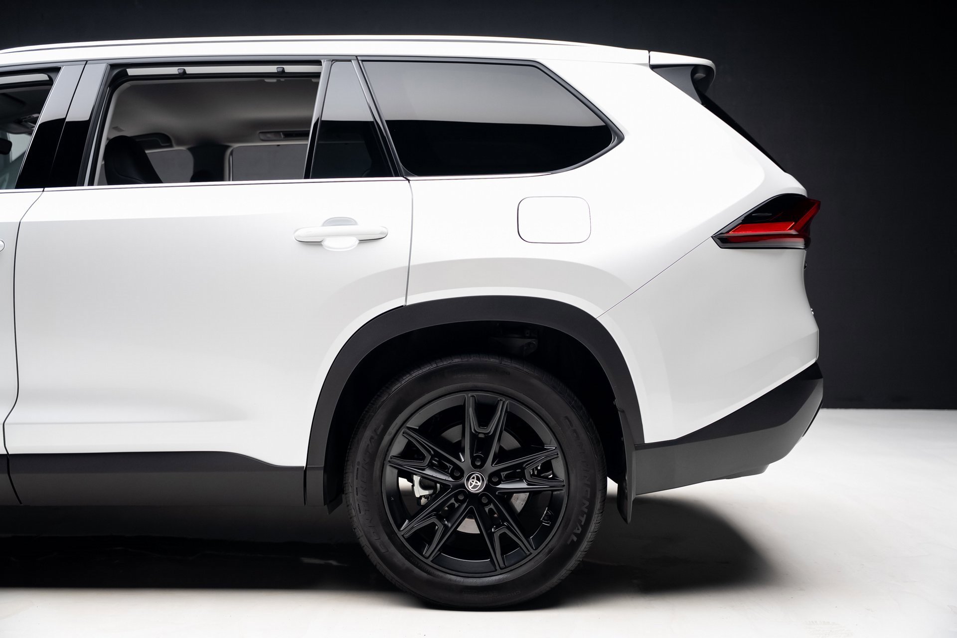 Used 2024 Toyota Grand Highlander XLE image 19