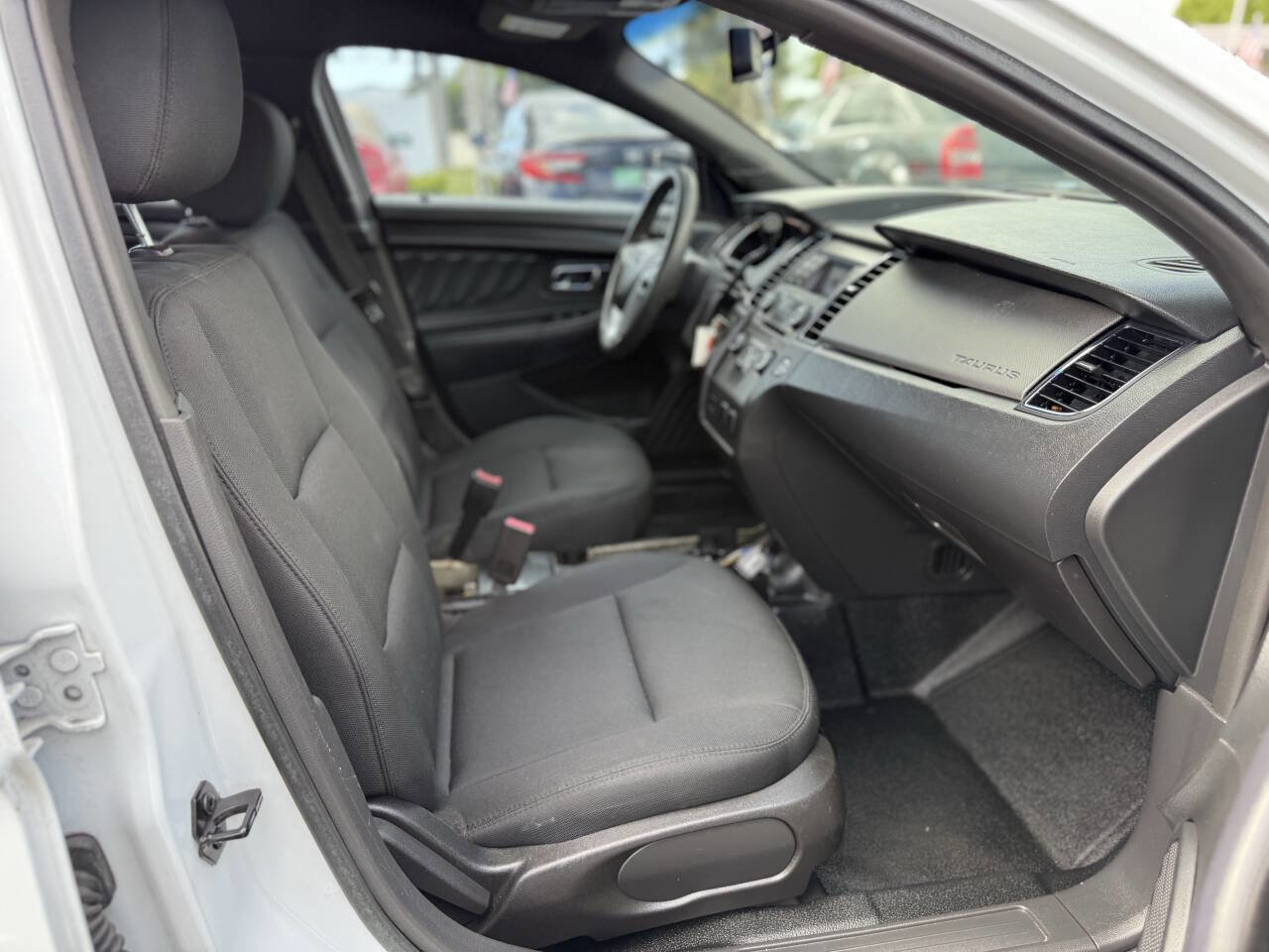 Used 2015 Ford Taurus Police Interceptor AWD image 32