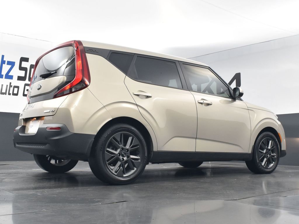 Used 2020 Kia Soul EX image 29