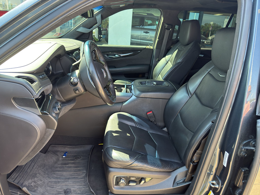Used 2019 Cadillac Escalade ESV Platinum AWD/4WD image 27