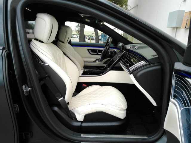 Used 2023 Mercedes-Benz S 580 4MATIC Sedan image 25