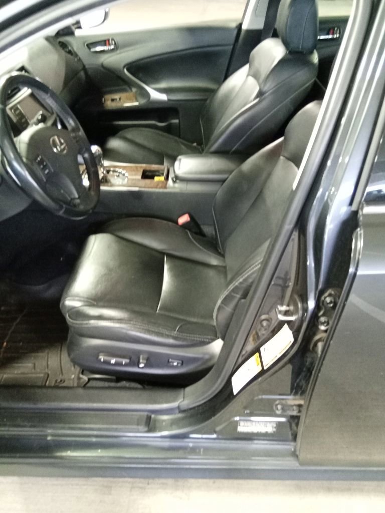 Used 2009 Lexus IS 250 AWD image 9