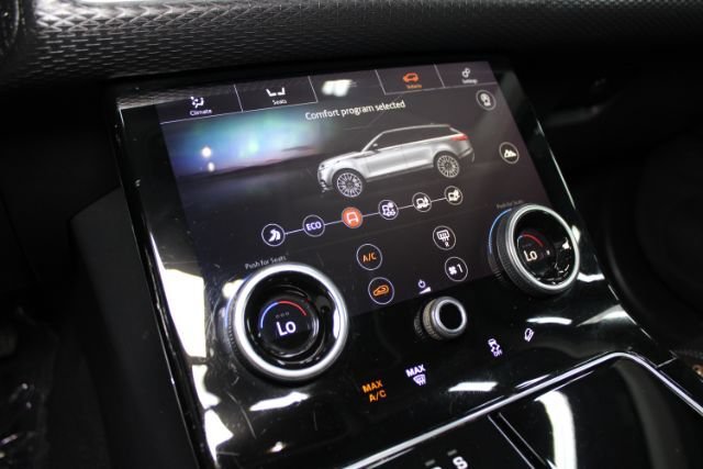 Used 2020 Land Rover Range Rover Velar S AWD/4WD image 16