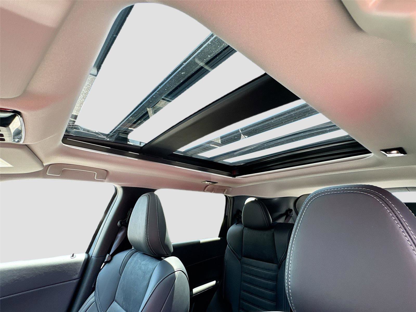 New 2025 Mitsubishi Outlander Trail Edition image 21