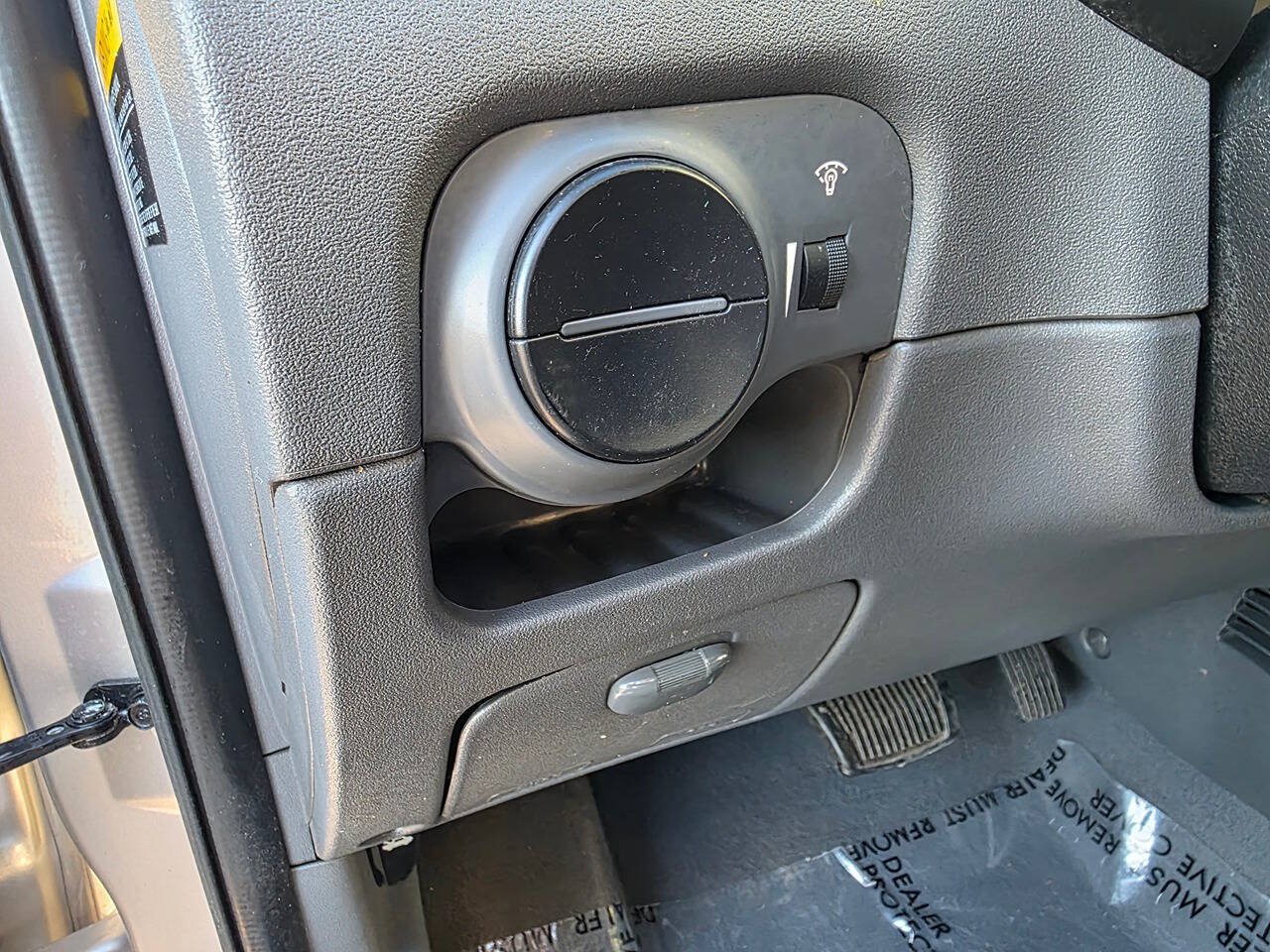 Used 2010 Kia Rio5 w/ Value Pkg FWD image 34
