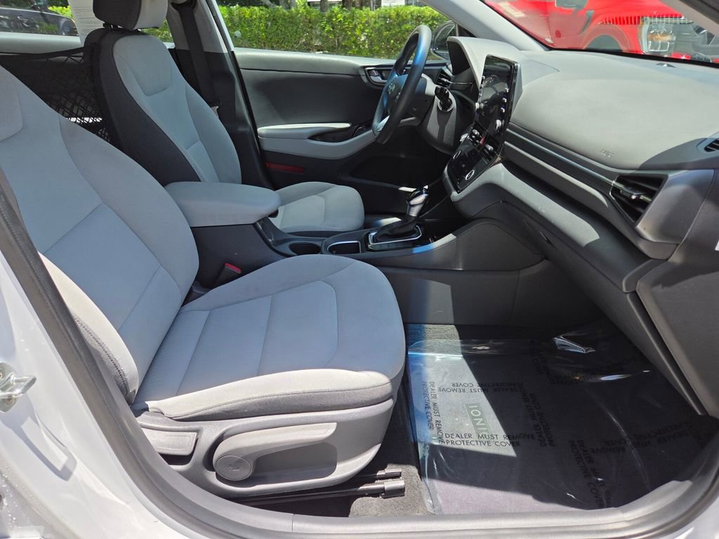 Used 2021 Hyundai Ioniq Blue FWD image 14