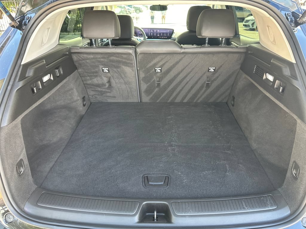 Used 2025 Buick Envision Preferred AWD/4WD image 39