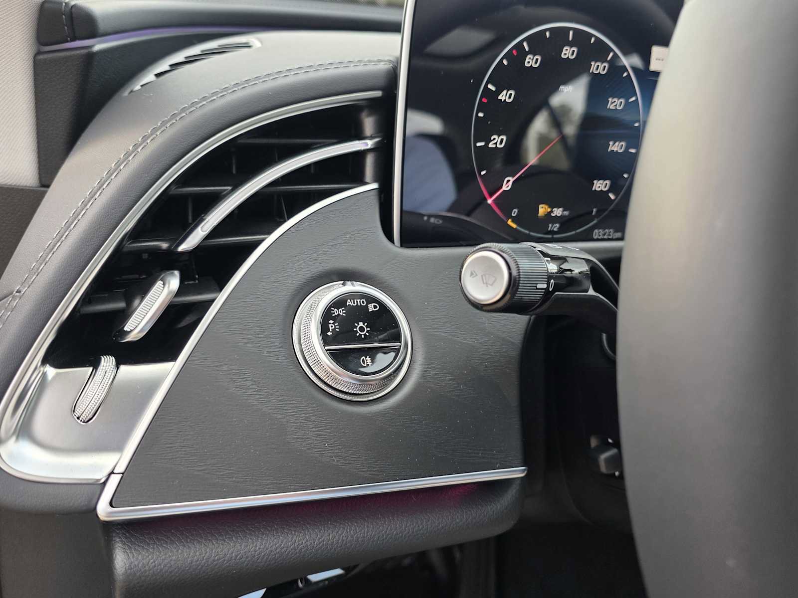 New 2026 Mercedes-Benz E 350 4MATIC Sedan image 17