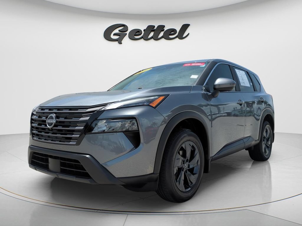 Certified 2026 Nissan Rogue SV FWD image 3