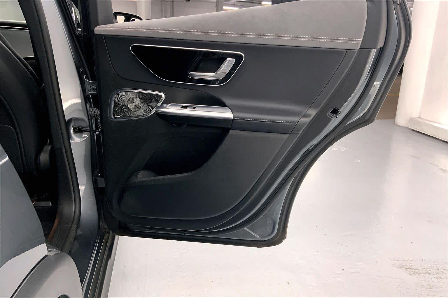 Certified 2023 Mercedes-Benz EQE 350+ SUV image 12