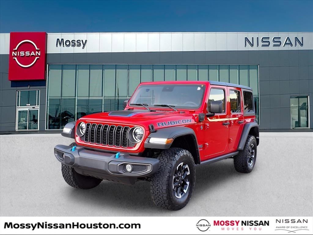 Used 2024 Jeep Wrangler Unlimited Rubicon 4xe image 3