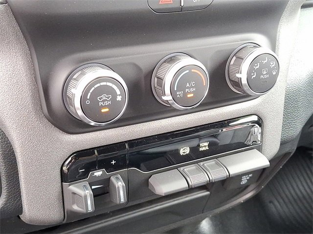 Used 2023 RAM 3500 Tradesman w/ Chrome Appearance Group image 11