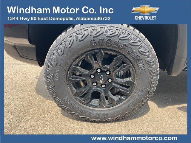 New 2026 Chevrolet Silverado 1500 ZR2 image 6