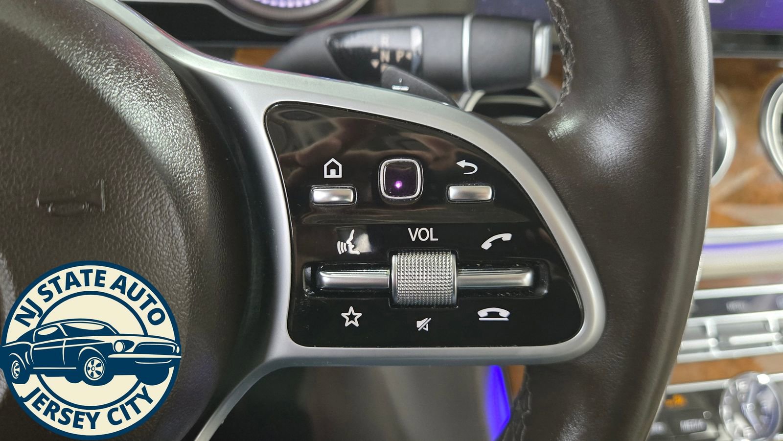 Used 2019 Mercedes-Benz E 450 4MATIC Sedan w/ Premium Package image 13