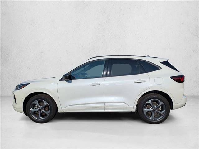 Used 2023 Ford Escape ST-Line w/ Tech Pack #1 AWD/4WD image 8