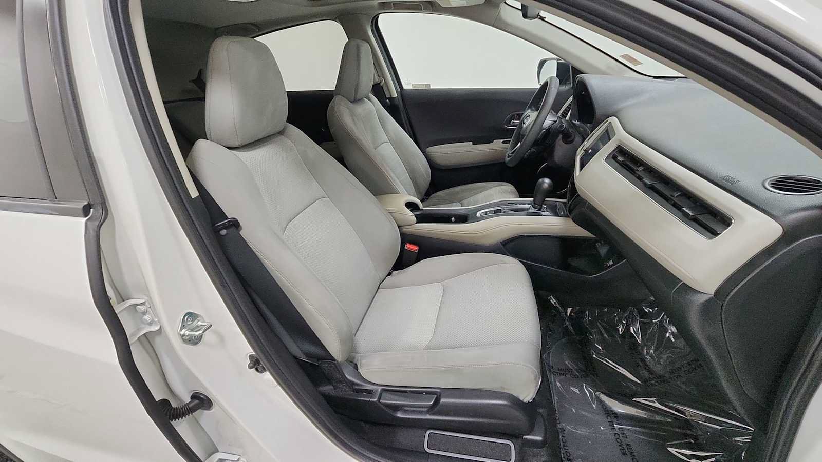 Used 2021 Honda HR-V EX image 29