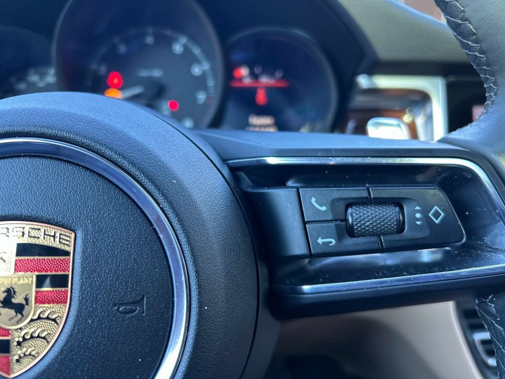 Used 2023 Porsche Macan Turbo AWD/4WD image 24