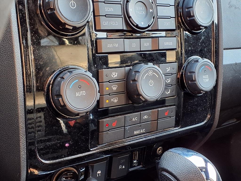 Used 2009 Ford Escape Limited image 18