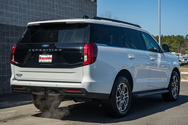 Used 2025 Ford Expedition Active image 6