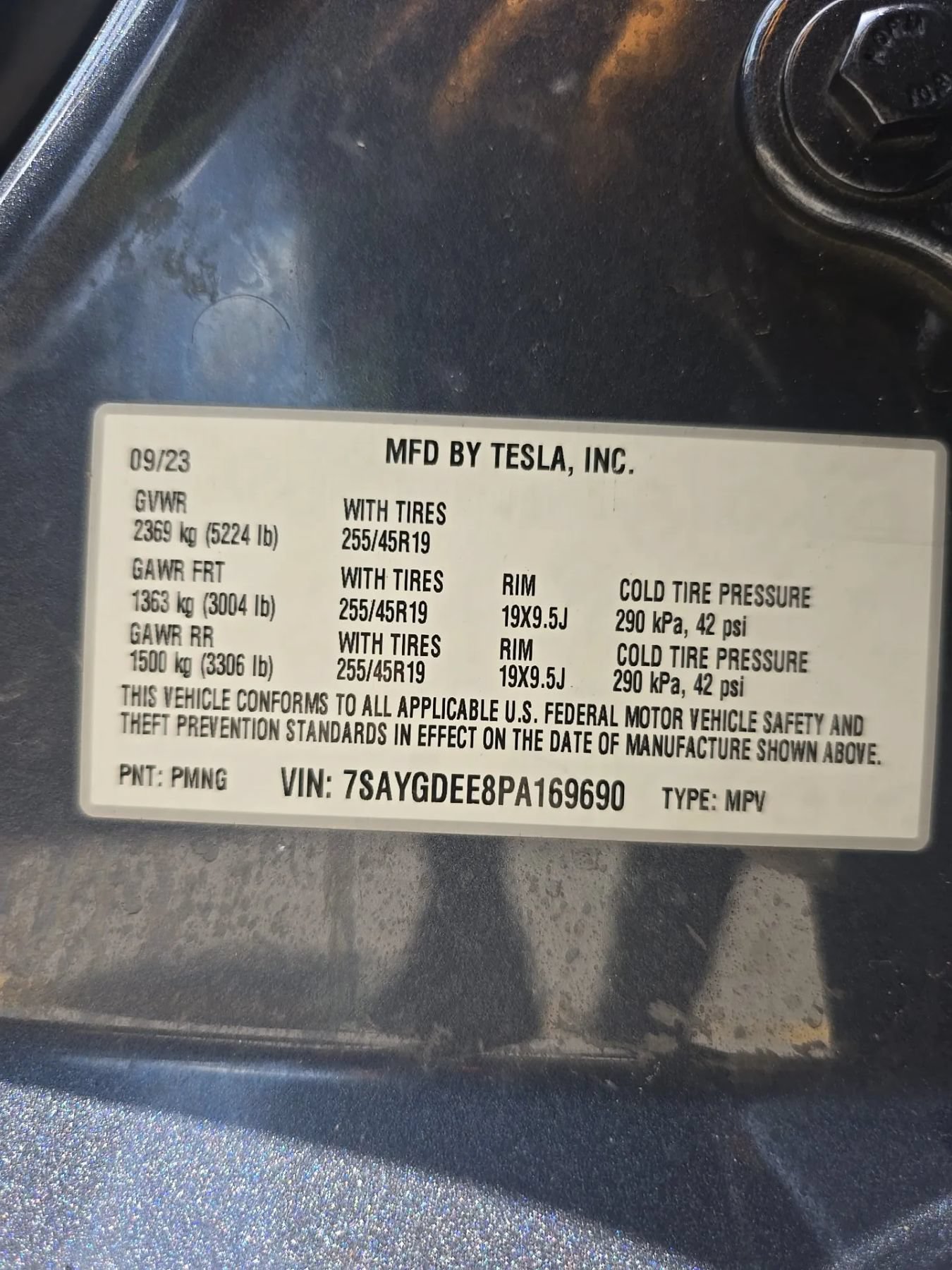 Used 2023 Tesla Model Y AWD image 4