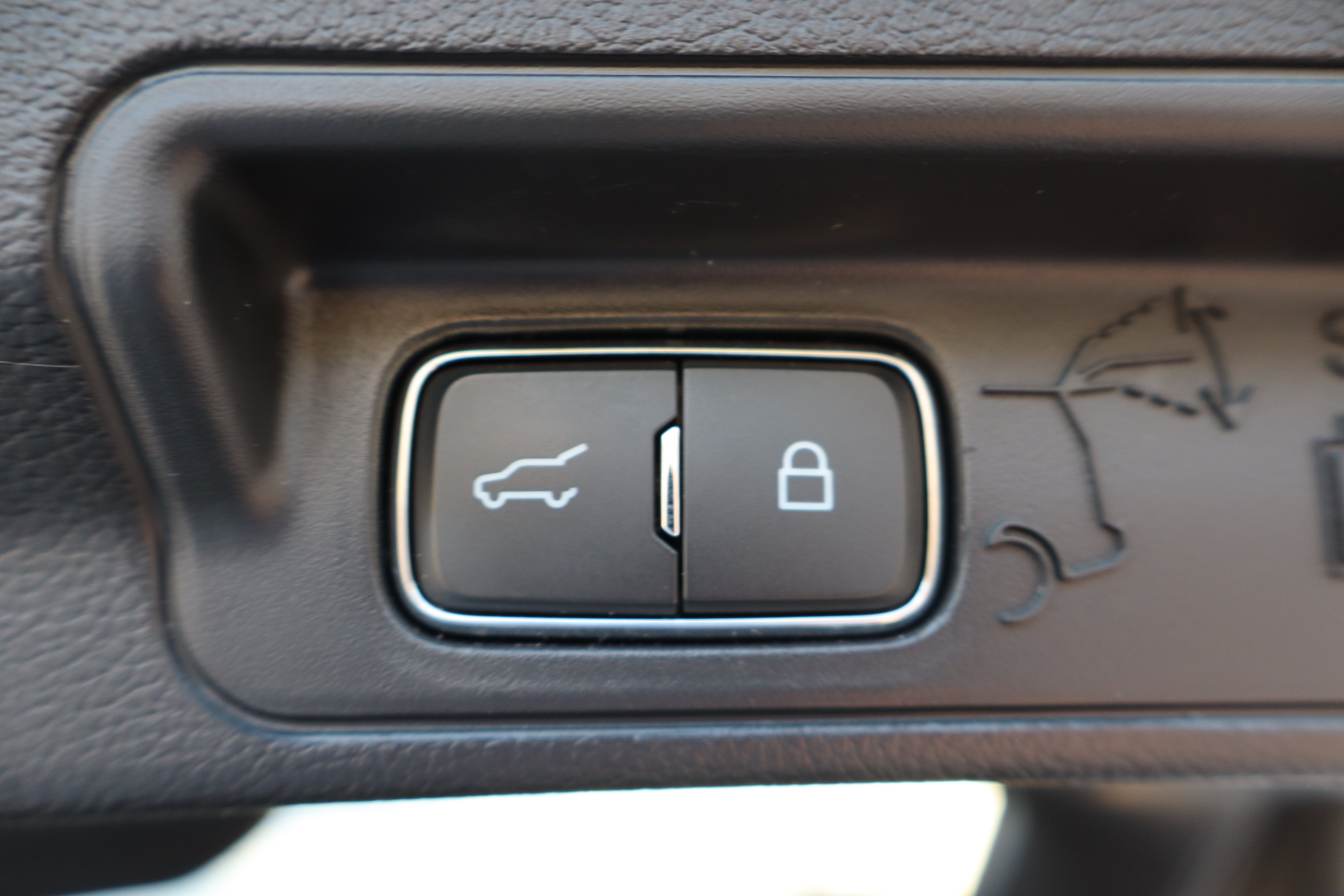Used 2026 Ford Explorer Platinum AWD/4WD image 31