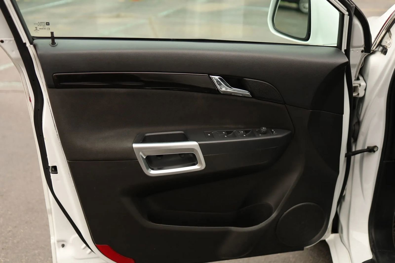 Used 2013 Chevrolet Captiva Sport LT FWD image 9