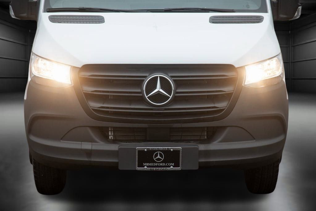 Used 2024 Mercedes-Benz Sprinter 3500 image 12