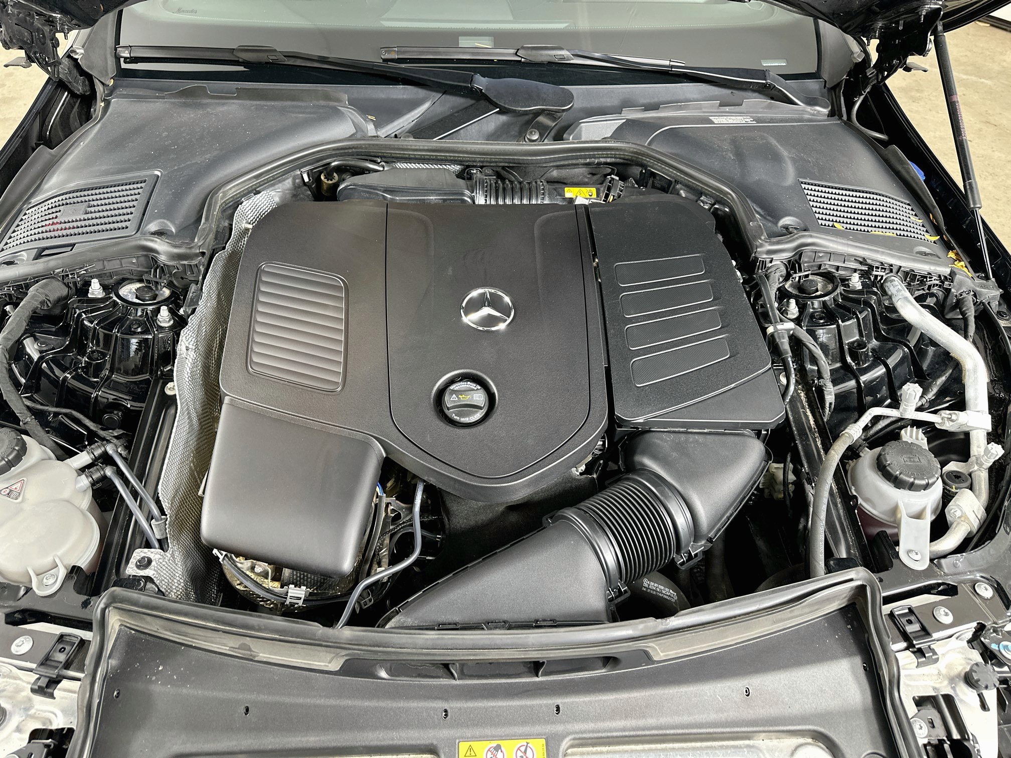 Certified 2024 Mercedes-Benz C 300 4MATIC Sedan image 37
