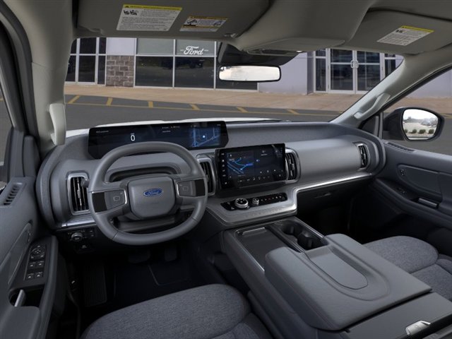 New 2025 Ford Expedition Active AWD/4WD image 9