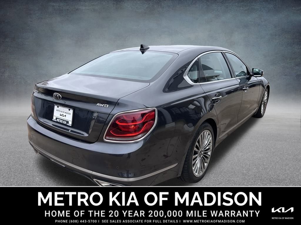 Used 2020 Kia K900 Luxury w/ VIP Package image 6