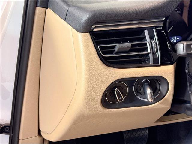 Certified 2026 Porsche Macan AWD/4WD image 13