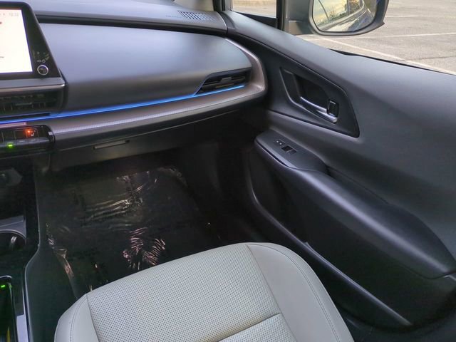 Used 2023 Toyota Prius XLE image 16