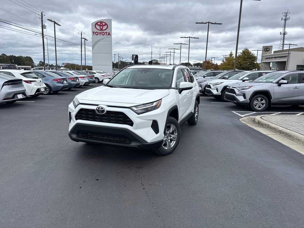 New 2025 Toyota RAV4 XLE