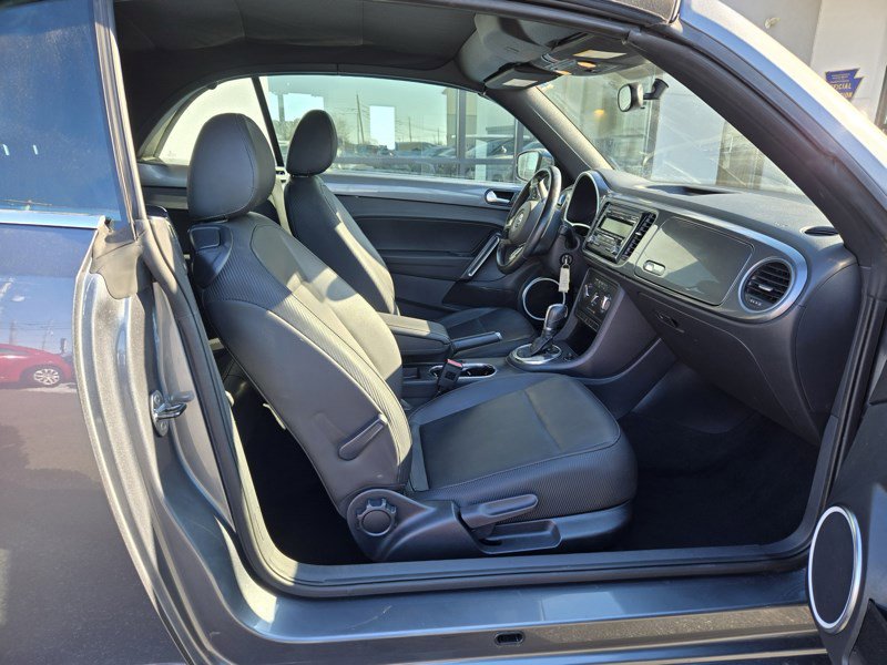 Used 2014 Volkswagen Beetle 1.8T image 20
