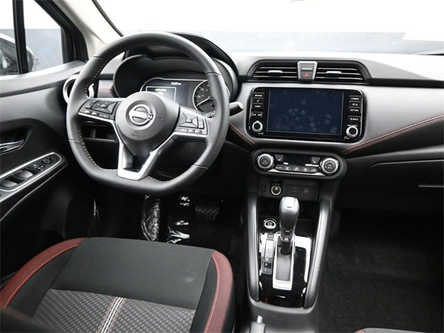 New 2025 Nissan Versa SR w/ Trunk Package image 10