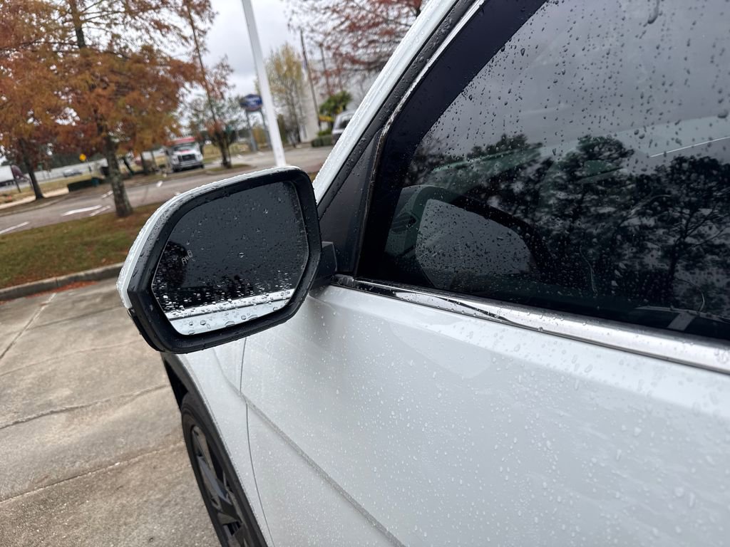 Used 2024 Volkswagen Atlas SE image 14