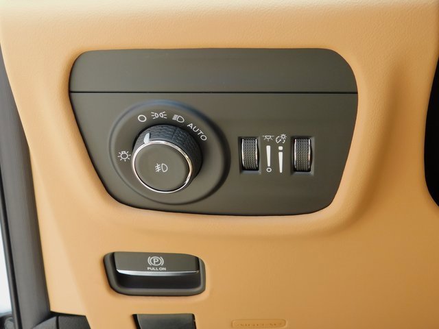 New 2025 Jeep Grand Cherokee L Summit image 40