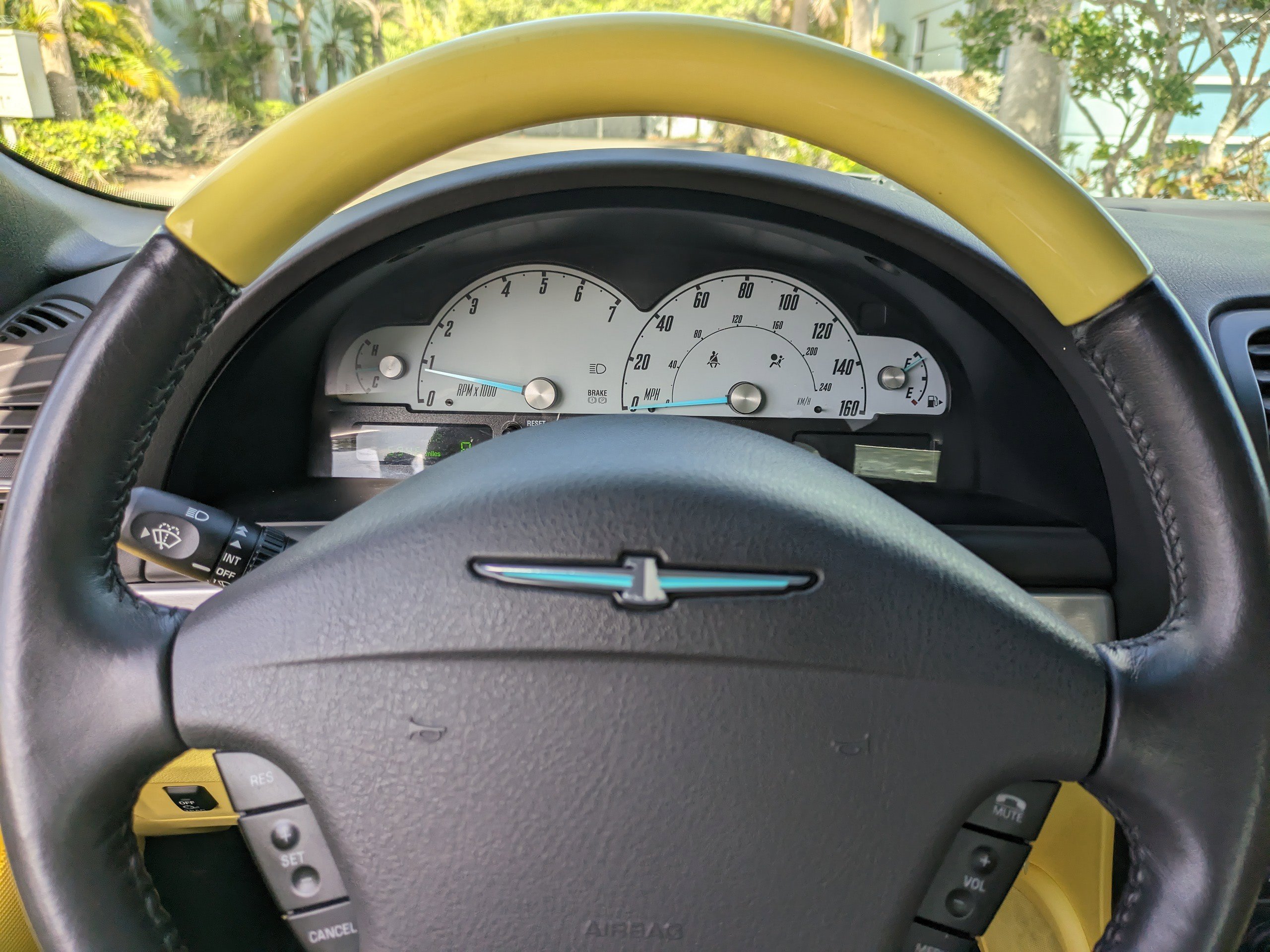 Used 2002 Ford Thunderbird RWD image 21