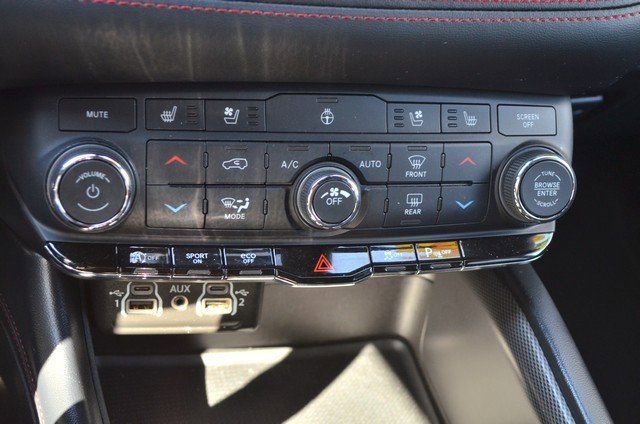 Used 2024 Dodge Durango GT image 29