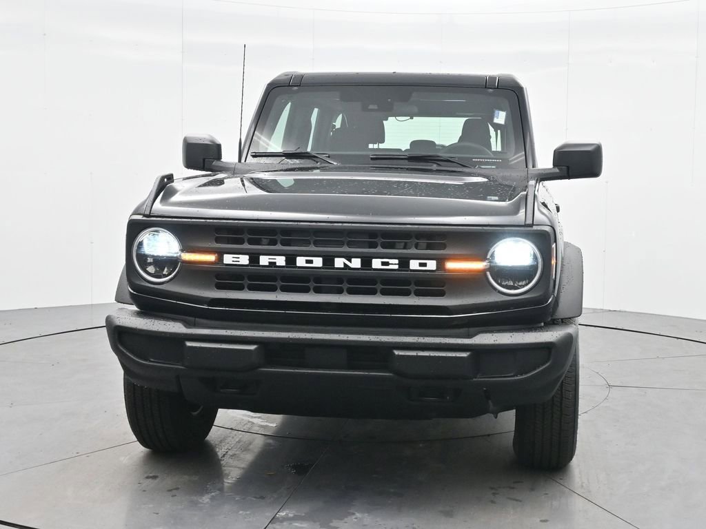 New 2025 Ford Bronco 4-Door AWD/4WD image 2