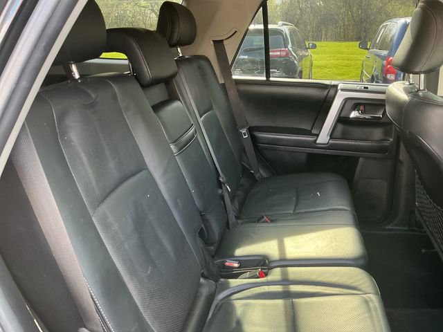 Used 2016 Toyota 4Runner Limited AWD/4WD image 33
