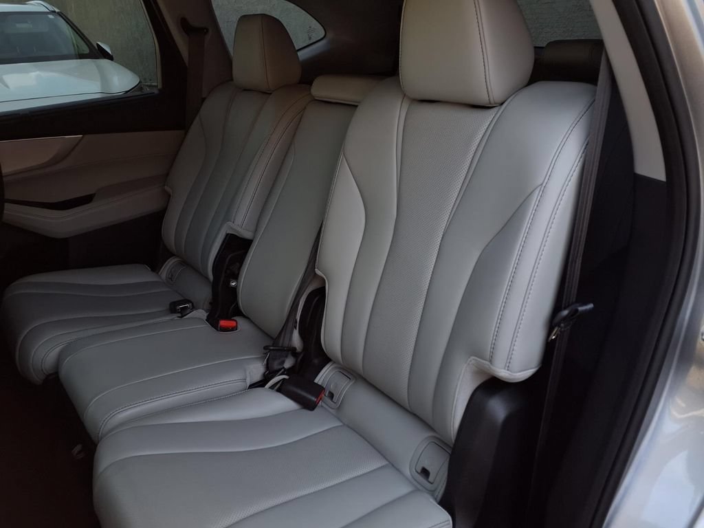 Used 2023 Acura MDX w/ Technology Package AWD/4WD image 21