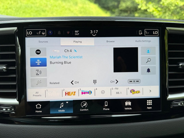 New 2026 Chrysler Voyager LX image 25