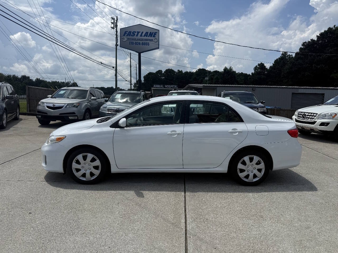 Used 2012 Toyota Corolla LE FWD image 4