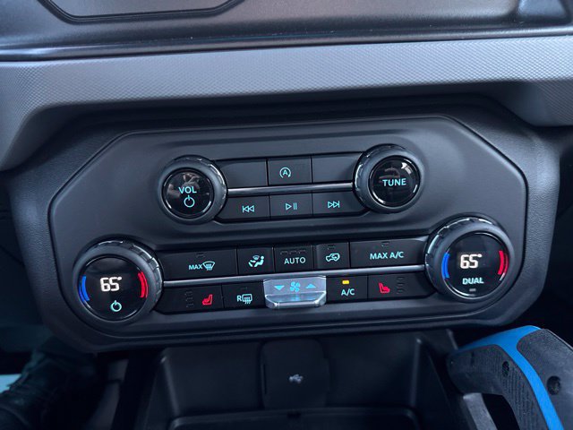 Used 2023 Ford Bronco Black Diamond AWD/4WD image 22